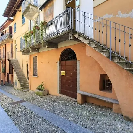 18th Century With Fresco Lesa