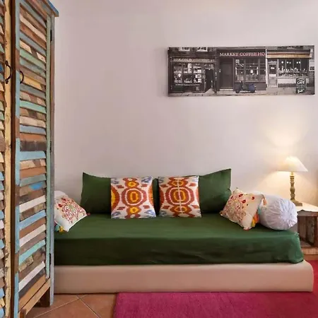 18th Century With Fresco Apartmán *