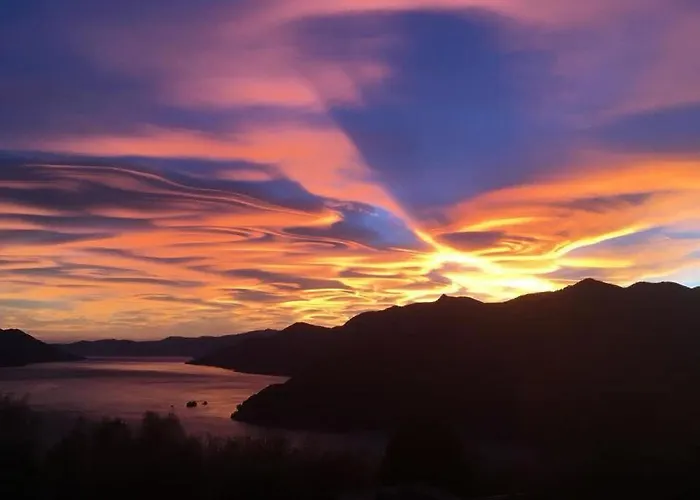 18th Century With Fresco Apartament *