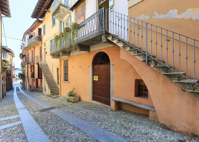 18th Century With Fresco Lesa