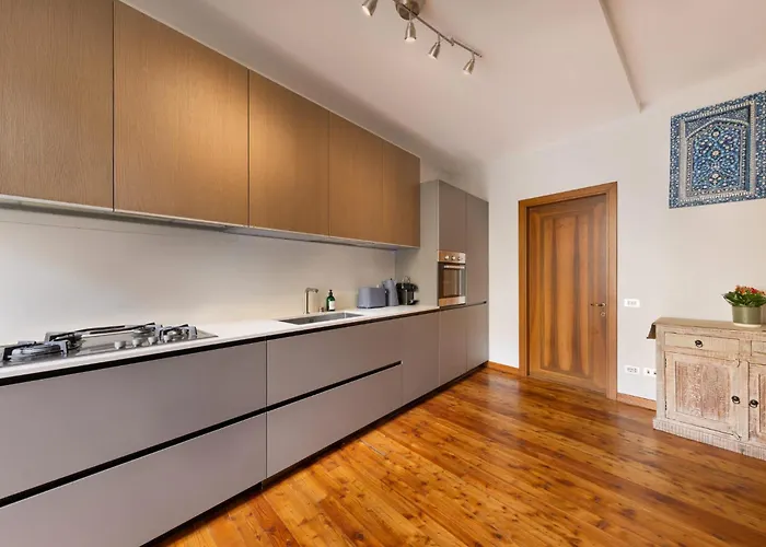 18th Century With Fresco Apartamento *